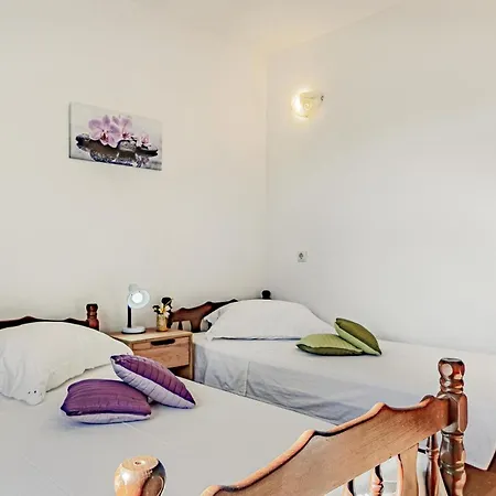 2 Bedroom Stunning In Дом отдыха